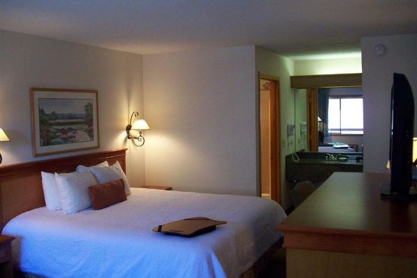 BEND THREE SISTERS INN (Bend)